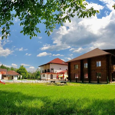 Casa Cartianu Hotel Targu Jiu Bagian luar foto