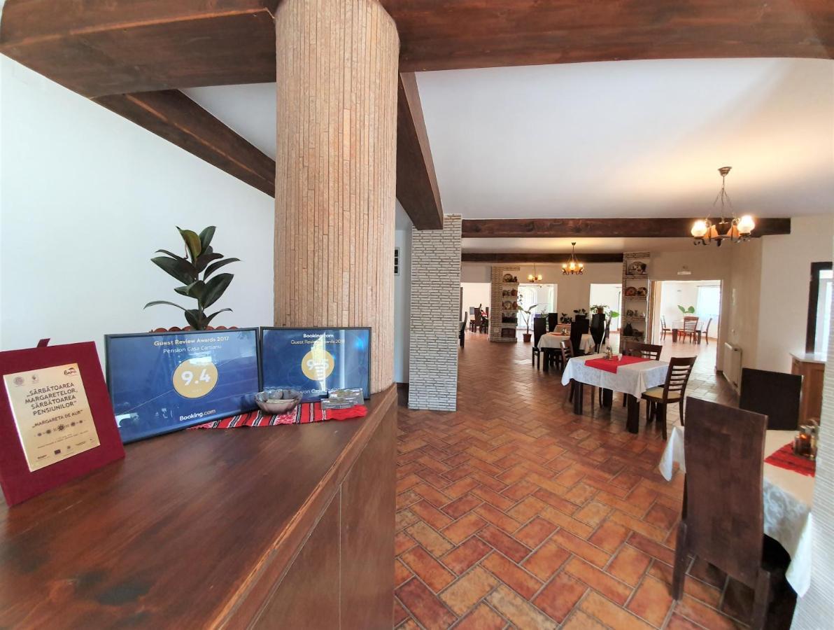 Casa Cartianu Hotel Targu Jiu Bagian luar foto